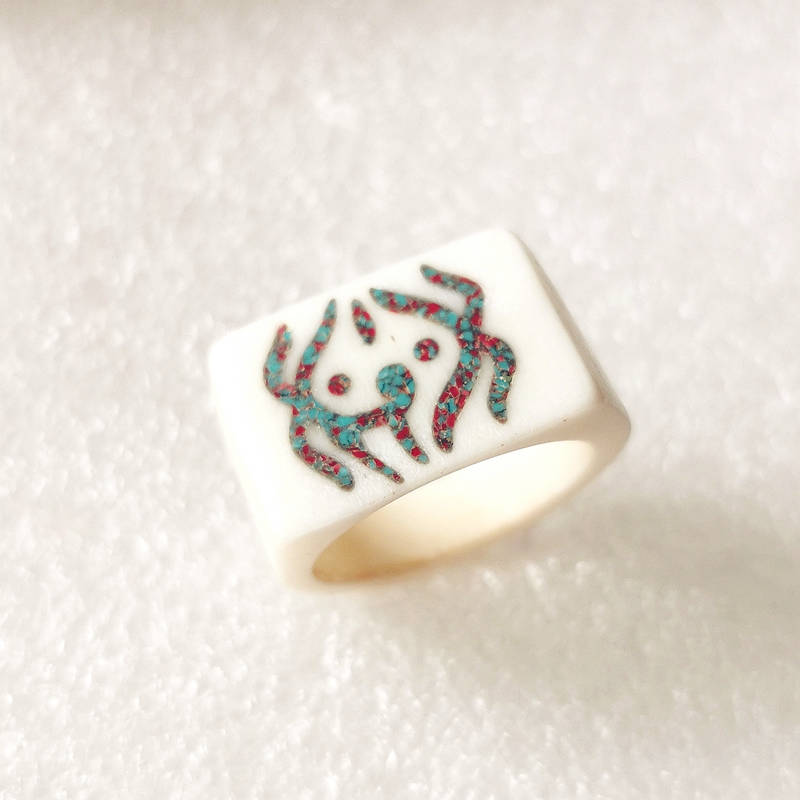 Bague avec symboles d'amulette - Ethnic Fashion Com avis et prix